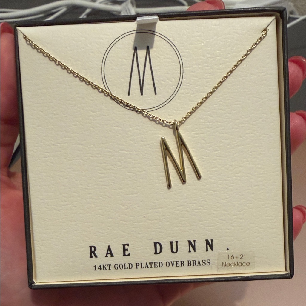 Rae Dunn M Necklace 20$